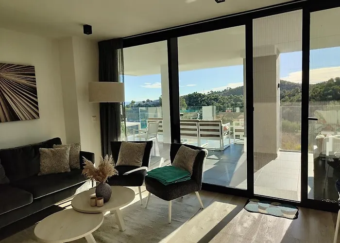 Ocean 2302 Met 3 Slaapkamers En Zeezicht شقة فوينخيرولا