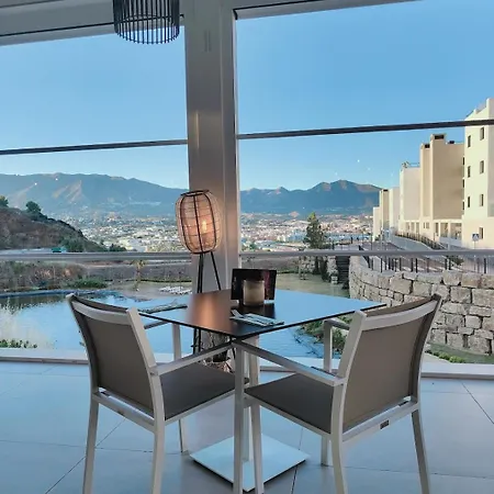 Ocean 2302 Met 3 Slaapkamers En Zeezicht Fuengirola